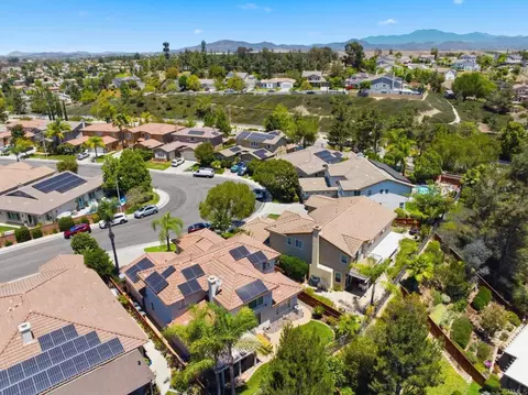 View/Area - 41645 Cypress Point Way, Temecula, CA 92591 photo 6 of 12