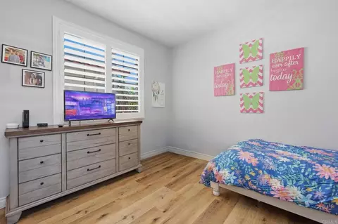 Bedroom - 41645 Cypress Point Way, Temecula, CA 92591 photo 5 of 9