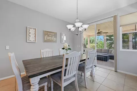 Dining - 41645 Cypress Point Way, Temecula, CA 92591 photo 2 of 2
