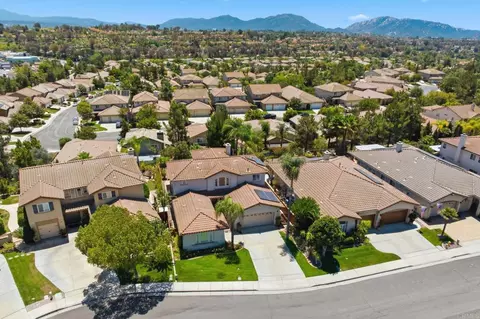 View/Area - 41645 Cypress Point Way, Temecula, CA 92591 photo 4 of 12