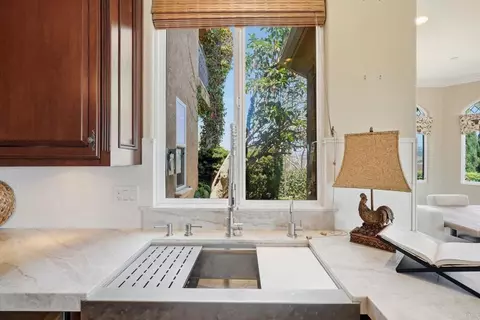 Kitchen - 2484 Dos Lomas, Fallbrook, CA 92028 photo 6 of 6