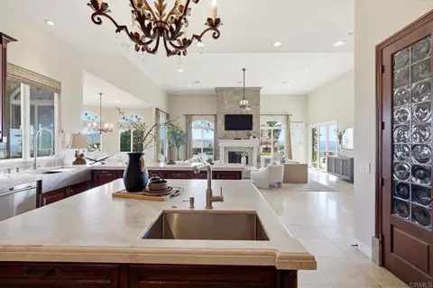 Kitchen - 2484 Dos Lomas, Fallbrook, CA 92028 photo 4 of 6