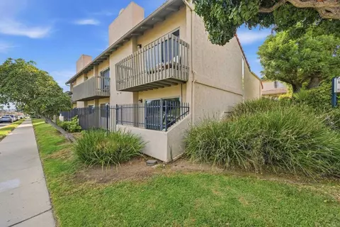 Exterior - 31908 Del Cielo Este #10A, Bonsall, CA 92003 photo 4 of 4