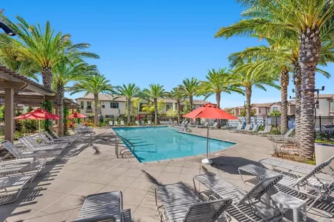 Exterior - 1811 Red Willow Way, Oceanside, CA 92056 photo 5 of 8