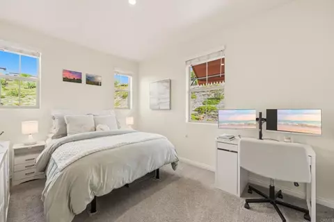 Bedroom - 1811 Red Willow Way, Oceanside, CA 92056 photo 4 of 5