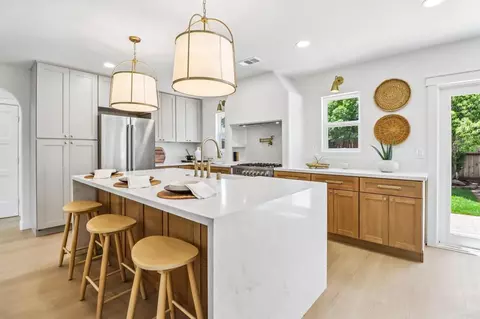 4985 Lucille Dr, San Diego, CA 92115