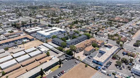 View/Area - 569 E St #14, Chula Vista, CA 91910 photo 12 of 17