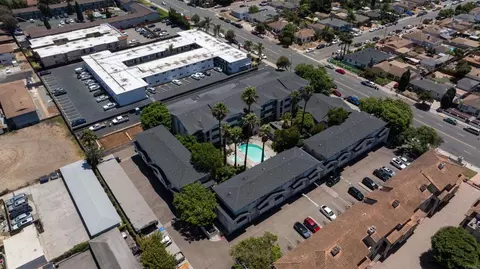 View/Area - 569 E St #14, Chula Vista, CA 91910 photo 14 of 17