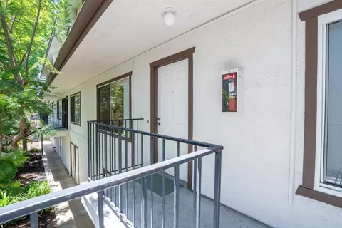 Exterior - 569 E St #14, Chula Vista, CA 91910 photo 4 of 12