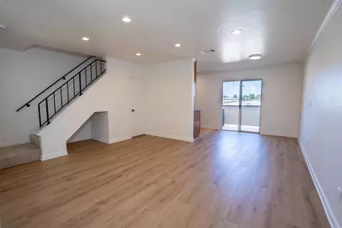 Living - 569 E St #14, Chula Vista, CA 91910 photo 5 of 8