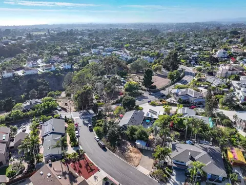 View/Area - 1818 Avocado Rd, Oceanside, CA 92054 photo 4 of 5