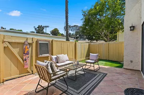 Exterior - 3635 Harvard Dr, Oceanside, CA 92056 photo 1 of 10