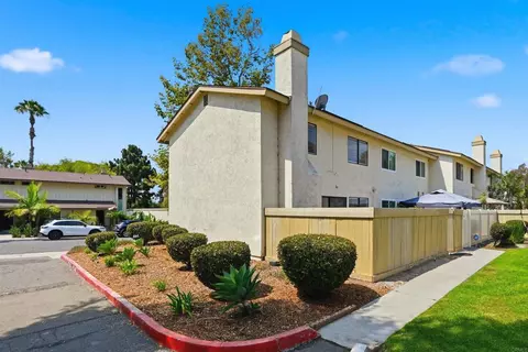 Exterior - 3635 Harvard Dr, Oceanside, CA 92056 photo 5 of 10