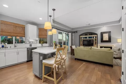 525 N Cedros Ave, Solana Beach, CA 92075 photo 5