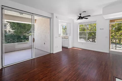 3504 Caminito El Rincon #2, San Diego, CA 92130