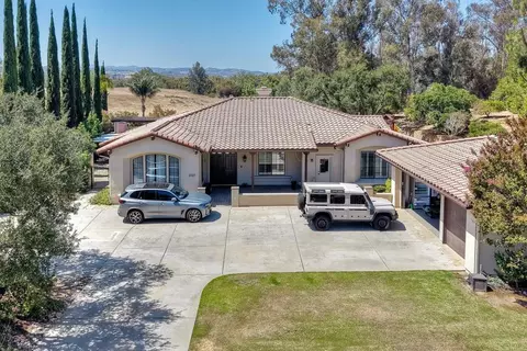 Exterior - 3737 Cedar Vale Way, Fallbrook, CA 92028 photo 7 of 16