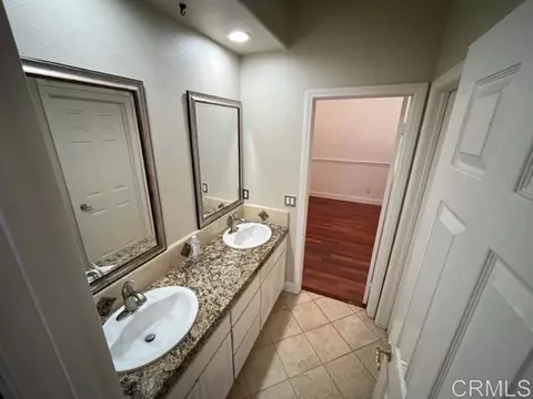 Bath - 3737 Cedar Vale Way, Fallbrook, CA 92028 photo 4 of 4