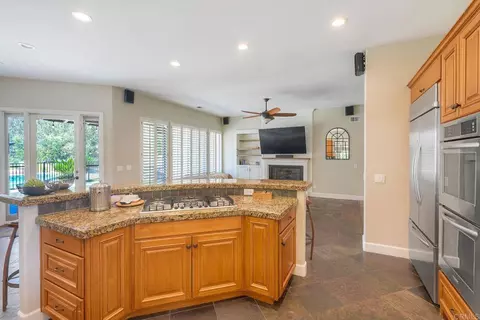 Kitchen - 3737 Cedar Vale Way, Fallbrook, CA 92028 photo 5 of 11