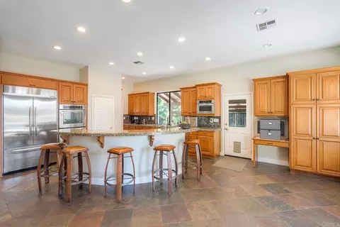 Kitchen - 3737 Cedar Vale Way, Fallbrook, CA 92028 photo 2 of 11