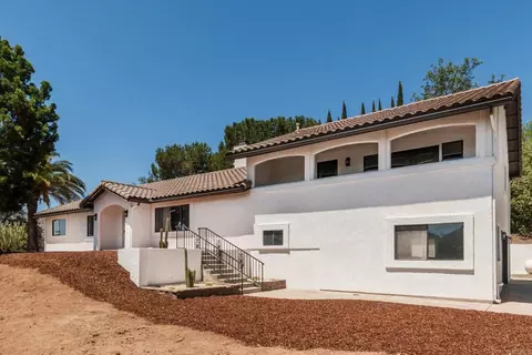 Exterior - 1650 Silver Tree Ln, Escondido, CA 92026 photo 9 of 14