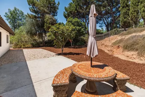 Exterior - 1650 Silver Tree Ln, Escondido, CA 92026 photo 8 of 14