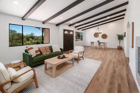 Living - 1650 Silver Tree Ln, Escondido, CA 92026 photo 1 of 4