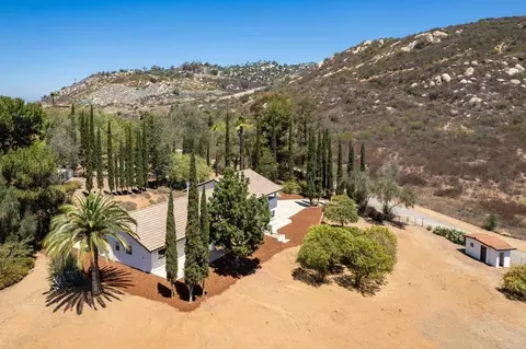 Exterior - 1650 Silver Tree Ln, Escondido, CA 92026 photo 14 of 14