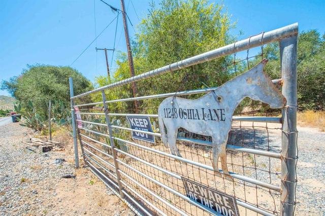 11248 Oshia Ln, Valley Center, CA 92082