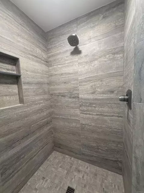 Bath - 11937 Bajada, San Diego, CA 92128 photo 6 of 7