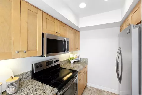 Kitchen - 940 Sealane Dr #9, Encinitas, CA 92024 photo 3 of 3