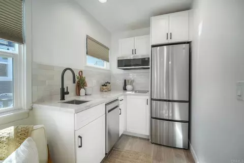 Kitchen - 503 N Nevada St, Oceanside, CA 92054 photo 4 of 5