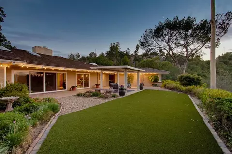 Exterior - 3088 Skycrest Dr, Fallbrook, CA 92028 photo 3 of 18
