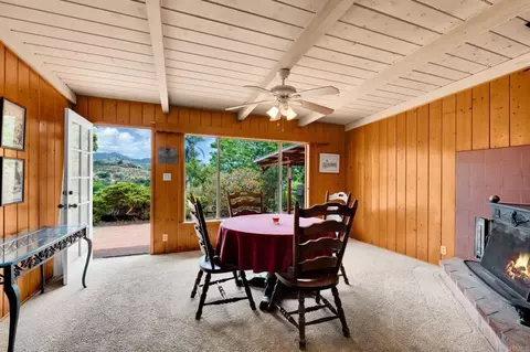 Dining - 604 Rudd Rd, Vista, CA 92084 photo 1 of 3