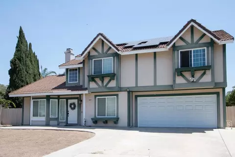 Exterior - 1417 Grey Oaks Ct, Oceanside, CA 92056 photo 2 of 13