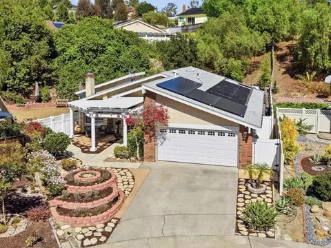 10930 Sombra Ct, San Diego, CA 92124