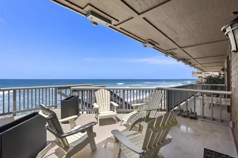 Exterior - 1445 S Pacific St #D, Oceanside, CA 92054 photo 3 of 8