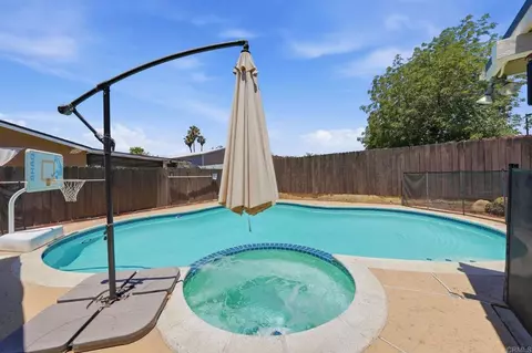 Exterior - 10350 El Toro Ln, Santee, CA 92071 photo 9 of 10
