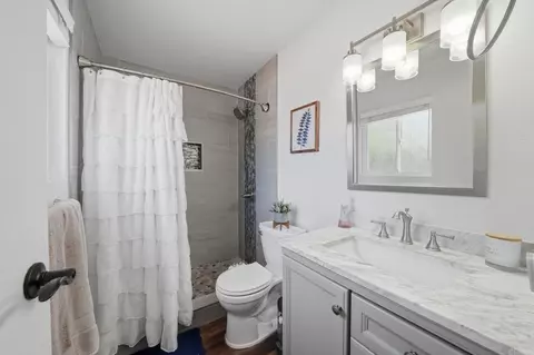 Bath - 10350 El Toro Ln, Santee, CA 92071 photo 1 of 2