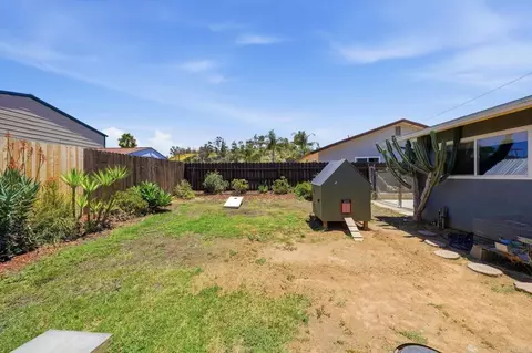 Exterior - 10350 El Toro Ln, Santee, CA 92071 photo 6 of 10