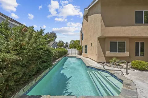 Exterior - 43870 Gatewood Way, Temecula, CA 92592 photo 4 of 10