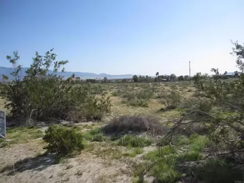 302 E Star Rd, Borrego Springs, CA 92004