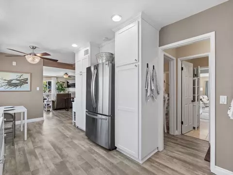 Entry Way - 7921 Cinnabar Dr, La Mesa, CA 91941 photo 3 of 5