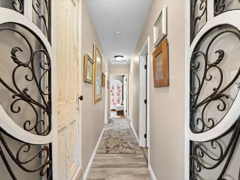 Entry Way - 7921 Cinnabar Dr, La Mesa, CA 91941 photo 4 of 5