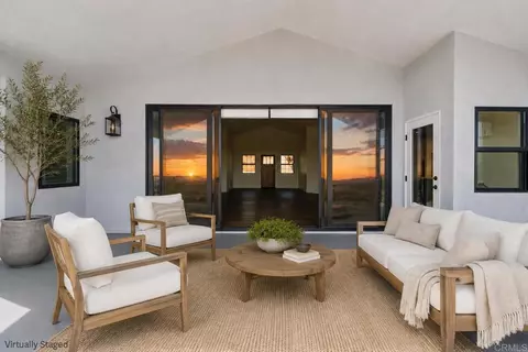 Exterior - 4344 Summit Dr, La Mesa, CA 91941 photo 2 of 7