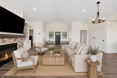 Living - 4344 Summit Dr, La Mesa, CA 91941 photo 3 of 11