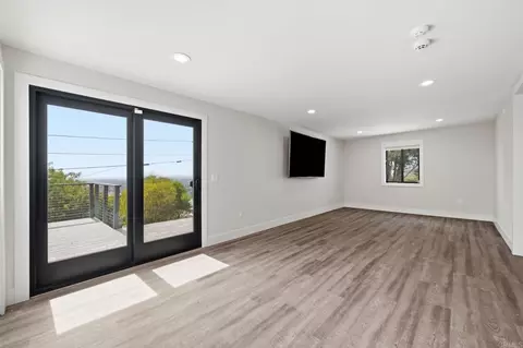Living - 4344 Summit Dr, La Mesa, CA 91941 photo 8 of 11