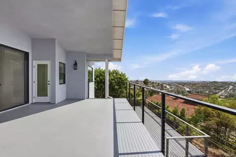 Exterior - 4344 Summit Dr, La Mesa, CA 91941 photo 6 of 7