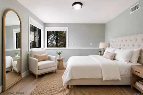 Bedroom - 4344 Summit Dr, La Mesa, CA 91941 photo 1 of 2