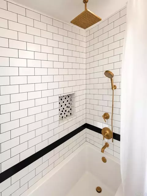 Bath - 8710 Echo Dr, La Mesa, CA 91941 photo 1 of 3