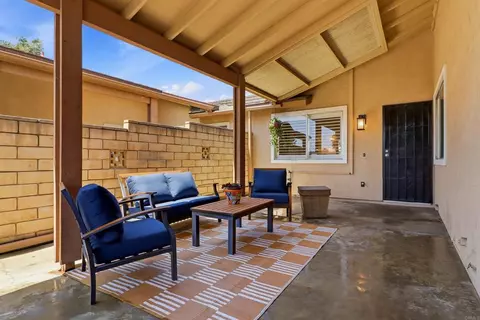 Exterior - 1039 Plover Way, Oceanside, CA 92057 photo 3 of 4